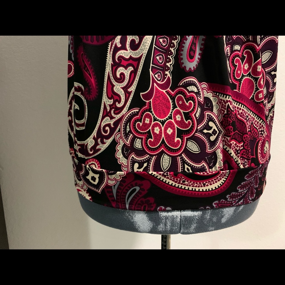 Top - Picture 4 of 8